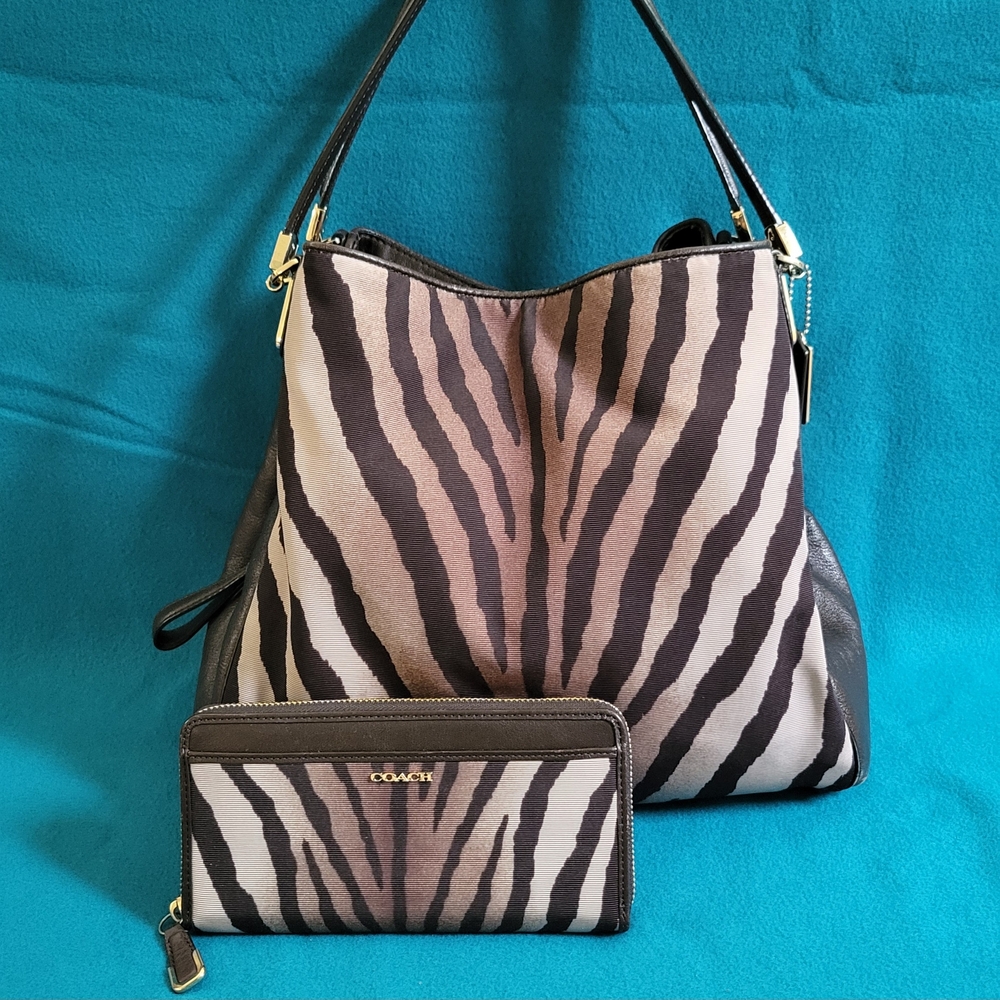 Coach Madison Zebra Set
